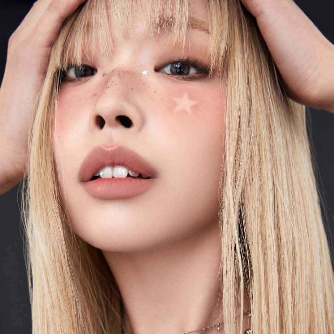 Fluffy Wear Blusher 02 Bashful Pink