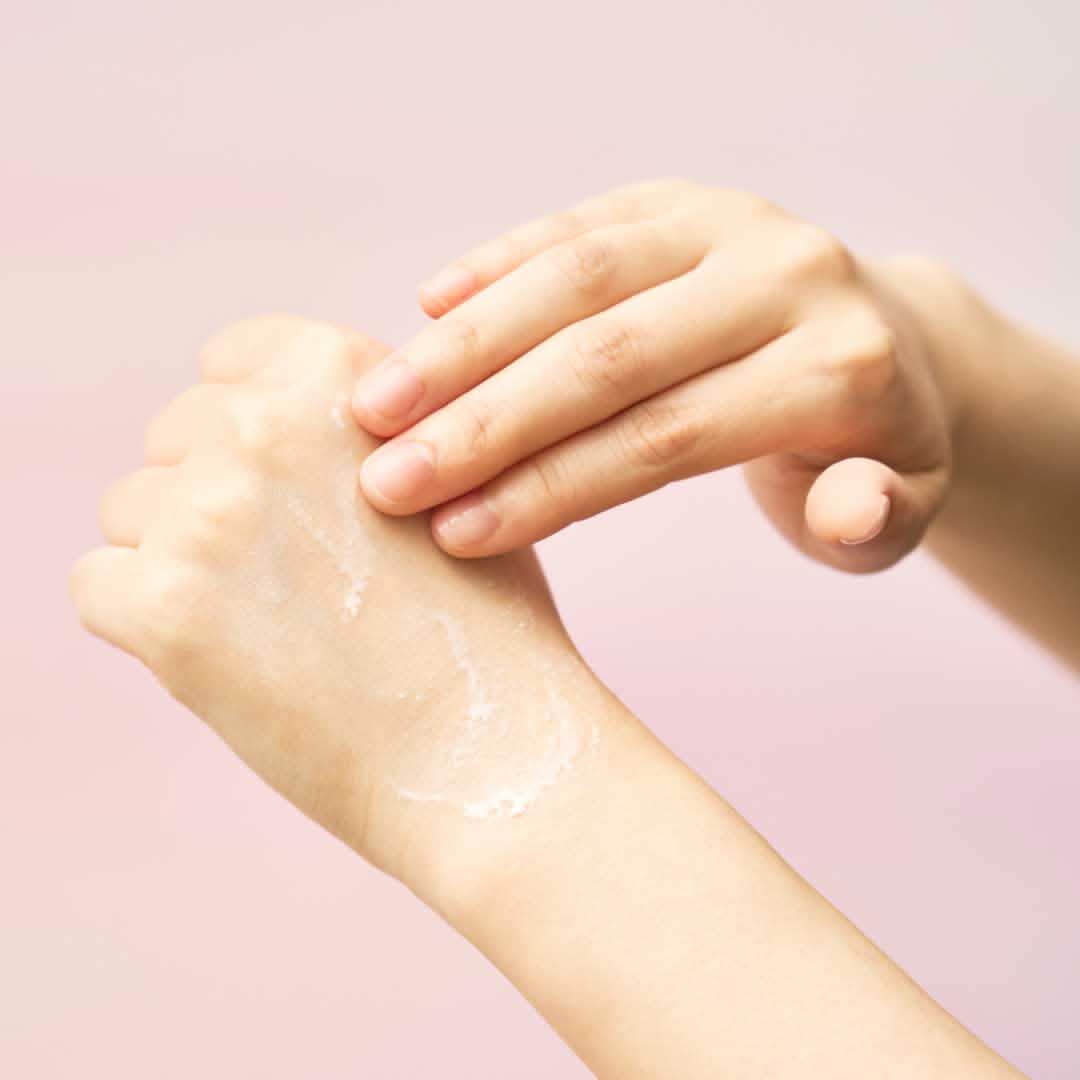 Madagascar Centella Poremizing Quick Clay Stick Mask