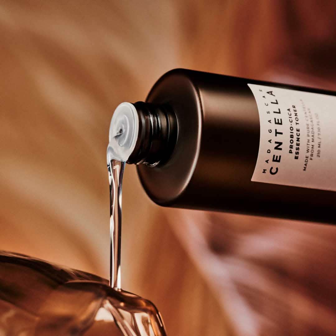 Madagascar Centella Probio-Cica Essence Toner